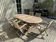 Ljust utebord samt 6 stolar i teak