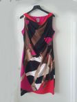 Vacker elegant klänning Anne Klein str 42