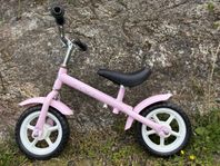 Balanscykel STOY – rosa, i fint skick