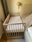 IKEA SNIGLAR ”spjälsäng” / bedside crib bortskänkes