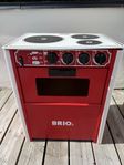Barnugn Brio och Barnkök IKEA med kokkärl och servis