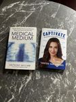 Böcker: Medical Medium och Captivate