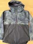 Tunn mc Kinley jacka 134/140