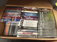 2 flyttlådor med INPLASTADE DVD FILMER