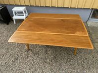 Bord i teak