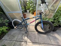 BMX GT BUMP - cykel 20 tum