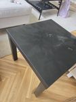 Litet bord bortakänkes, hämtas idag 22/6