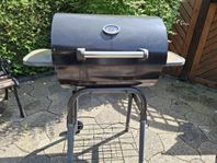 Grill och trädgårdsmöbler