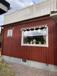 Två stora fönster 3-glas