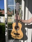 gitarr barn/storlek mindre 