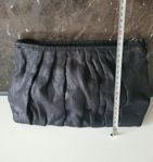 Svart neccesär med silver glitter  ny 150kr