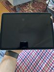 iPad Air 4 med tangentbord (trasiga)