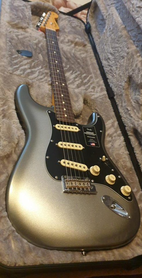 Fender American professional 
