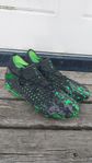 fotbollsskor puma future med skruvdobbar