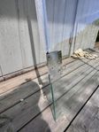 Bastudörr i härdat glas