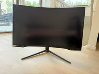 Böjd gamingskärm från Samsung
