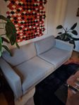 Grå IKEA soffa säljes billigt
