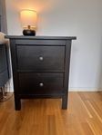 2 IKEA HEMNES sängbord – Svartbruna – I bra skick