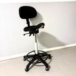 RH 4501 ergonomisk proffsstol – perfekt för högt arbete!