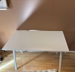 IKEA TROTTEN Skrivbord – Vitt