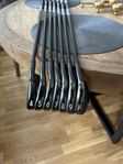 Titleist T100 black