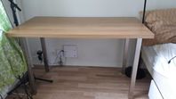 Skrivbord
