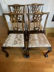 Fina Vintage Bord och Fyra Stolar - Chippendale