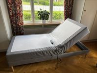 Ställbar Säng 90*200 Fast