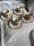 Små vackra kaffekoppar (mocka)