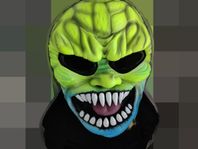 JÄTTEUNIK läskig monster-dräkt med kappa som täcker helt