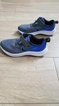 Nike Star runner träningsskor str 31,5