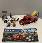 Lego city 60137 Tow Truck Trouble
