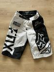 FOX DH shorts