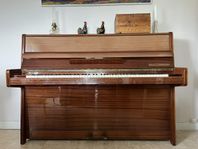 Piano bortskänktes