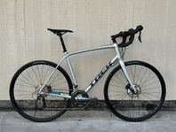 Trek Domane ALR 4 Disc / Nyservad / strl 58