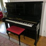 Piano för proffsbruk ! Höjd 142cm