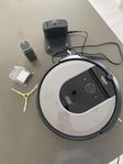 iRobot Roomba i7