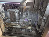 Monsterdator säljes – RTX 4090, 7950X3D