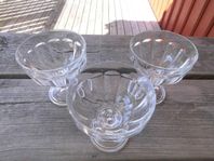 3 st stora skålar i glas