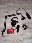 Focusrite Scarlett solo Studio 4th gen + hållare