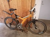 Cykel TARGET 26 tum med 21 växlar bra skick Ny servad