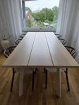 Matbord YPPERLIG plus 6st Evert stolar
