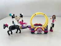 LEGO 41686 Magical Acrobatics Minifigurer