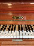 Piano bortskänkes
