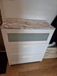 Hemnes hurts