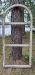Stort gammalt välvt fönster – ca 215 x 100 cm
