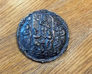 Cool äldre vintage brosch relief 