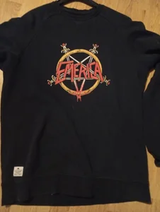 2. Skateboard Hoodies. 300:- 