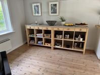 Unikt sideboard med kalkstensskiva