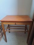 Sängbord i teak/teakfaner